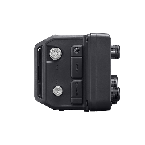 ICOM IC-705 Multitude Portable Transceiver - Image 3